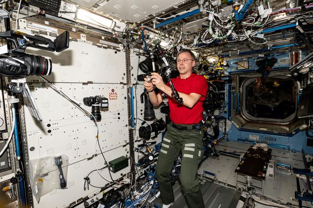 NASA image: iss072e391290