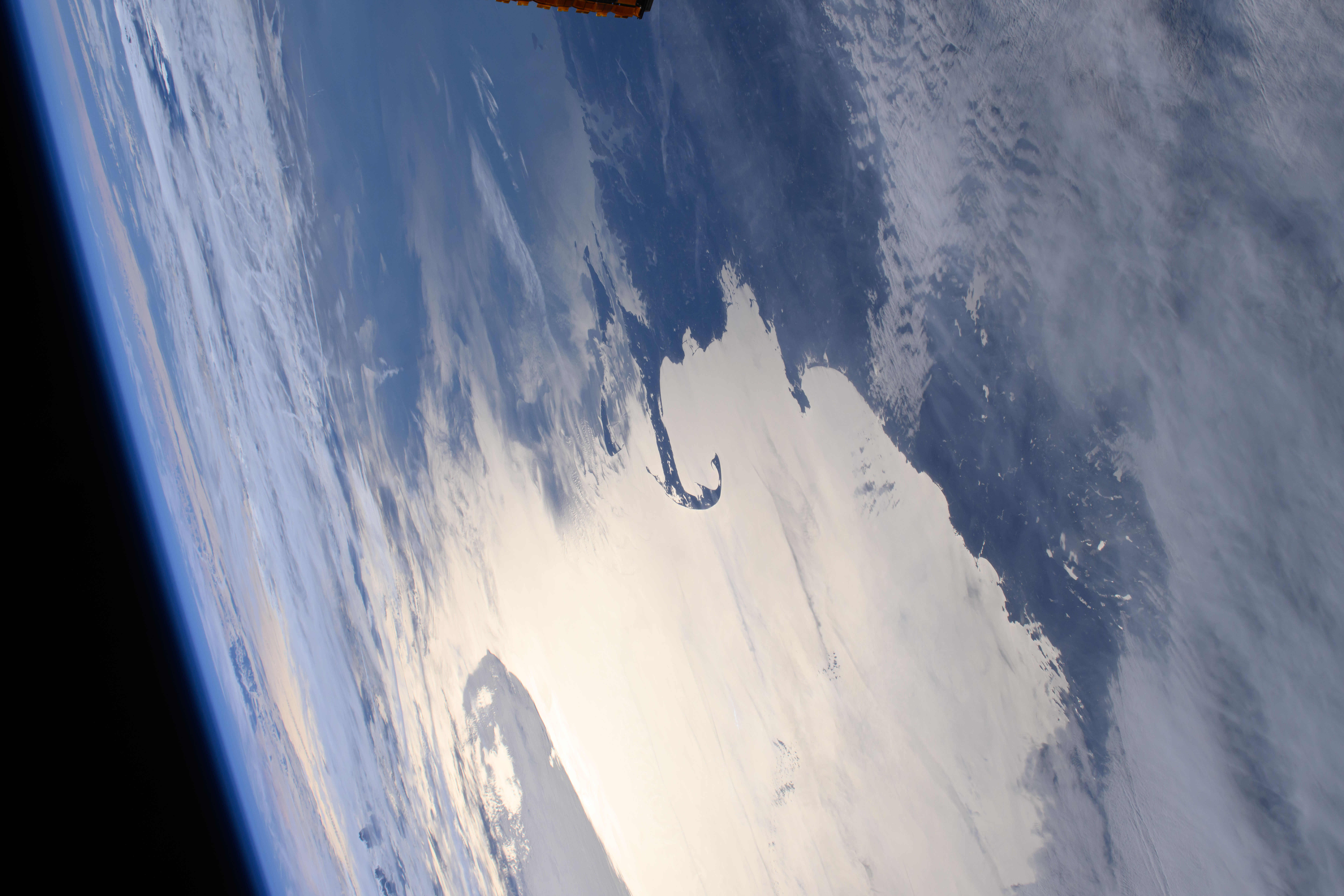 iss072e394484 (Dec. 18, 2024) --- The gleaming New England coast from Massachusetts to Maine is pictured from the International Space Station as it orbited 262 miles above Quebec, Canada.