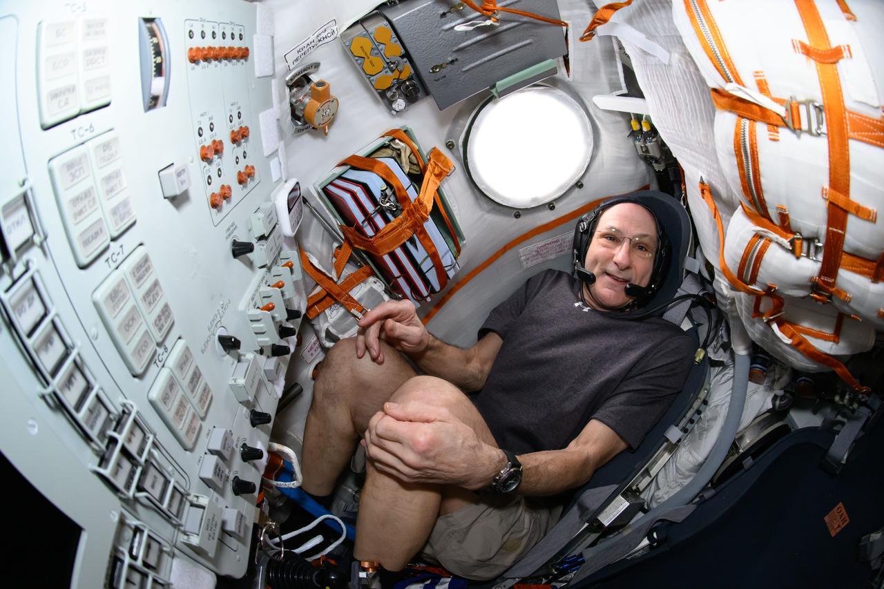 iss072e645862 (Feb. 21, 2025) --- NASA astronaut and Expedition 72 Flight Engineer Don Pettit is pictured inside the Soyuz MS-26 spacecraft docked to the International Space Station's Rassvet module. Pettit was participating in a regularly scheduled seat fit check.
