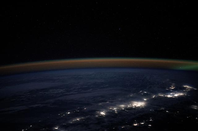 NASA image: iss072e725029