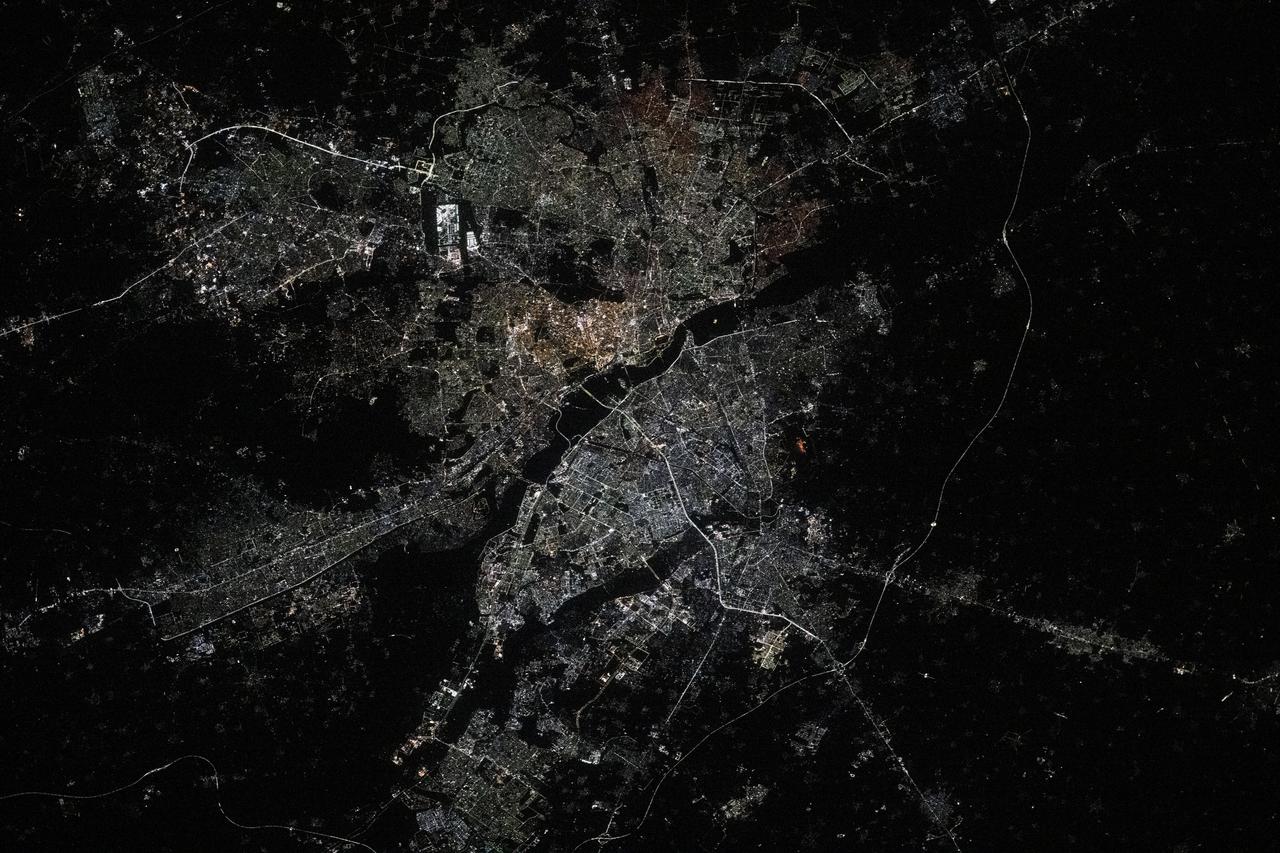 iss073e0000788 (April 22, 2025) --- The New Capital Territory of Dehli, a union territory of India hosting a population of about 21.6 million individuals, is pictured at approximately 2:32 a.m. local time from the International Space Station as it orbited 258 miles above.