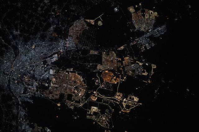 NASA image: Egypt's metropolitan area of Cairo, New Cairo City, and Giza