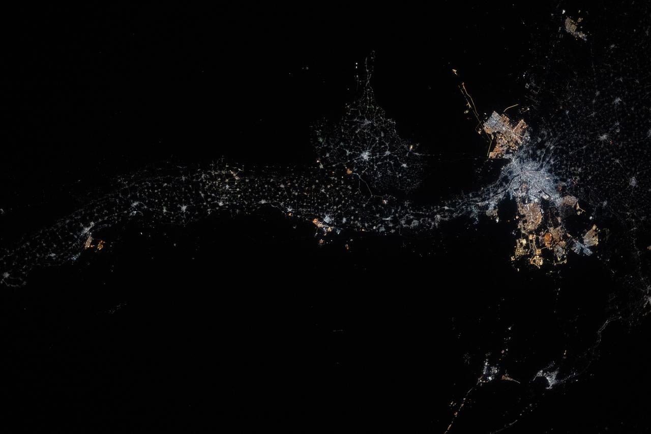 iss073e0422279 (July 18, 2025) --- Egypt’s Nile River stretches from left to right in this nighttime view from the International Space Station, with the brightest city lights tracing its path from Minya to New Bani Sewf City, and onward to the sprawling metropolitan area of Cairo at the base of the Nile Delta. This photograph was taken at approximately 1:32 a.m. local time while the station was orbiting 259 miles above Earth.