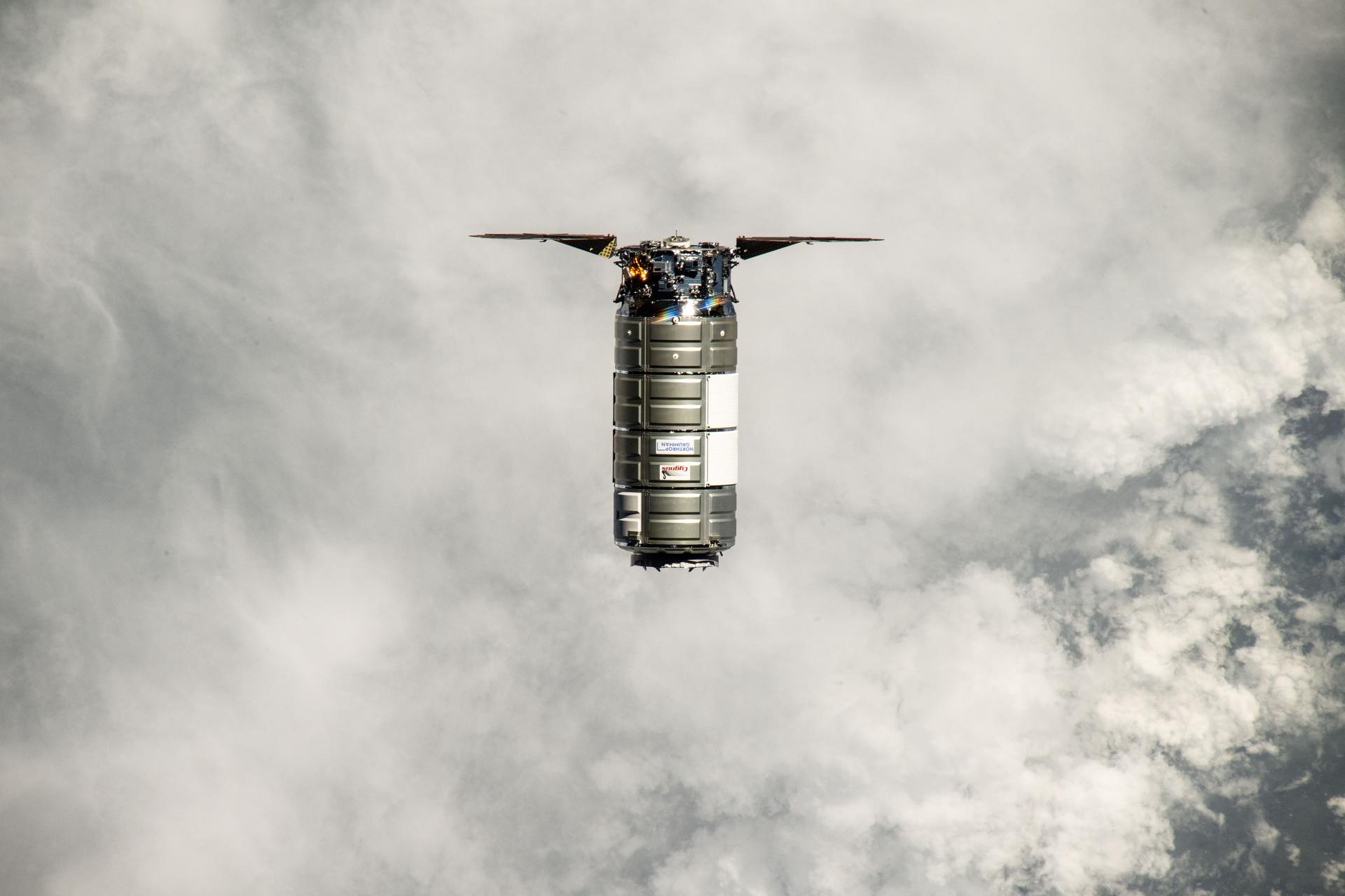 Northrop Grumman’s Cygnus XL cargo spacecraft, carrying more than 11,000 pounds of new science investigations and supplies for the Expedition 73 crew, approaches the International Space Station. The two spacecraft were orbiting 257 miles above a cloudy Mumbai, India. Cygnus XL is an expanded version of Northrop Grumman’s previous Cygnus cargo vehicle, offering increased payload capacity and pressurized cargo volume.