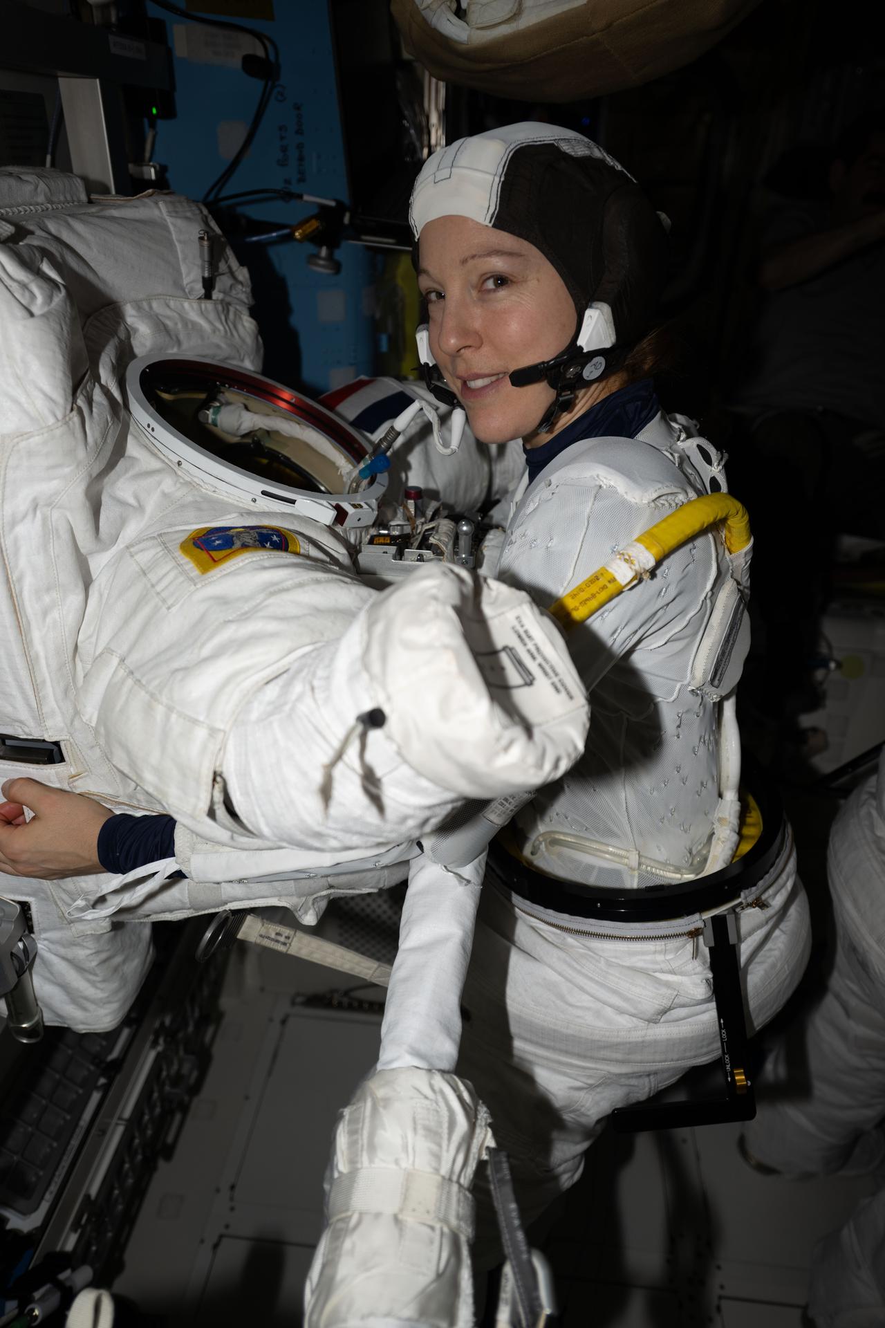 Week Ends With Spacewalk Preps and Space Exercise Research
