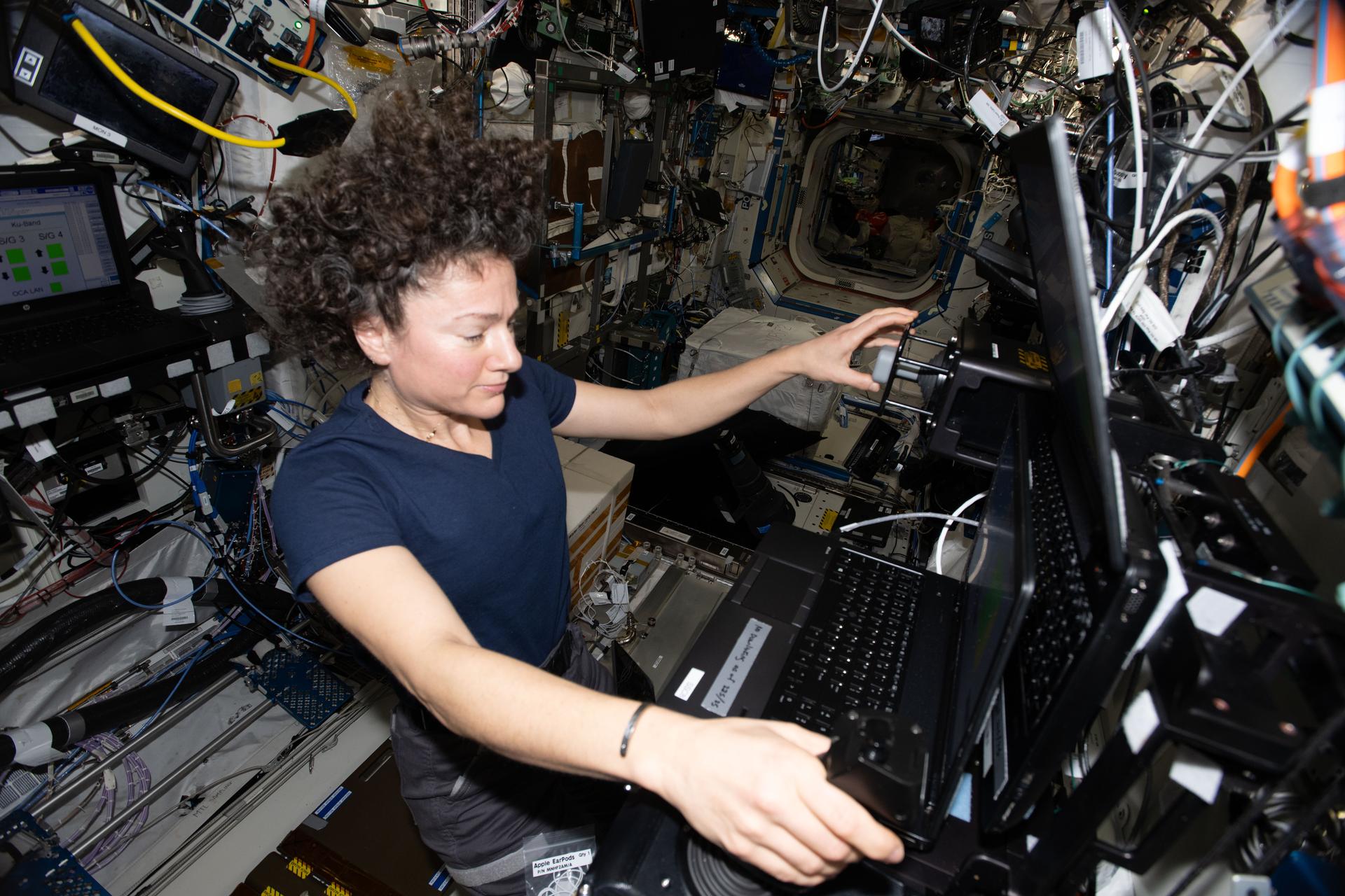 NASA astronaut Jessica Meir practices simulated lunar‑landing techniques on the Destiny laboratory module's robotics workstation. The Manual Piloting investigation aboard the International Space Station is helping researchers understand how microgravity may affect a crew member’s cognition when operating a spacecraft.