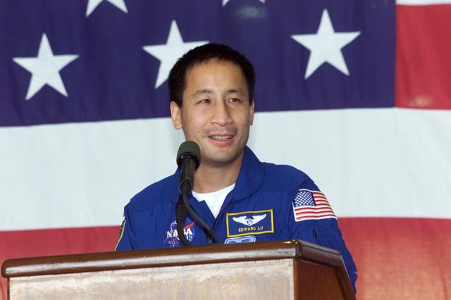 NASA image: STS-106 crew return to Ellington Field