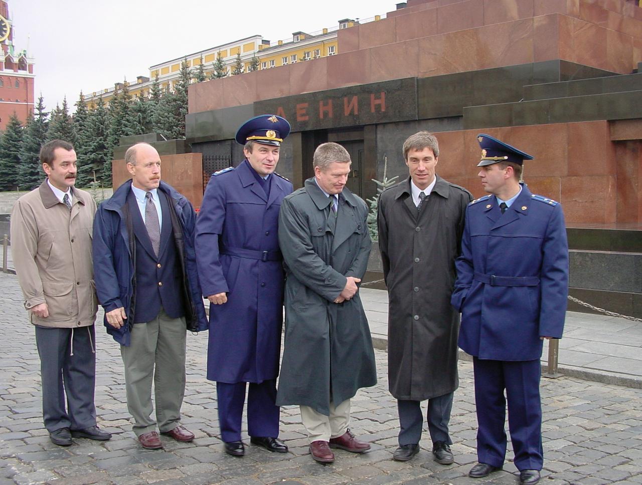 JSC2000-E-27076 (16 October 2000) ---  Expedition One prime and backup crew members in Moscow. From left, cosmonaut Mikhail Turin, astronaut Kenneth D. Bowersox, cosmonaut Vladimir Dezhurov, astronaut William M. (Bill) Shepherd and cosmonauts Sergei Krikalev and Yuri P. Gidzenko. Shepherd is Expedition One  prime crew commander; Gidzenko, prime crew Soyuz commander; and Krikalev, the prime crew's flight engineer.  Bowersox, Turin and Dezhurov are backups.