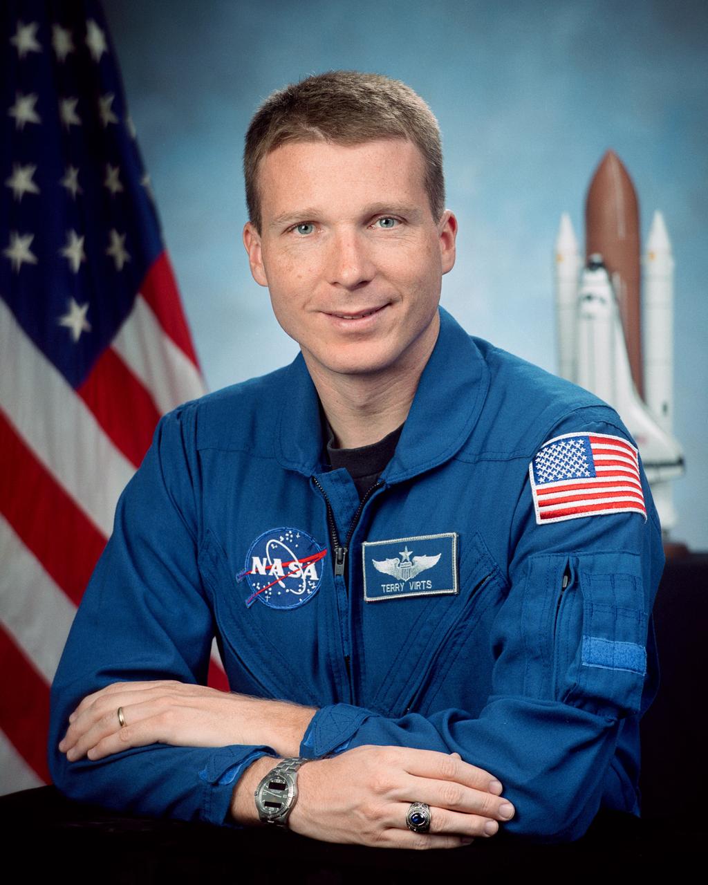JSC2001-00033 (January 2001) --- Astronaut Terry W. Virts Jr., pilot.