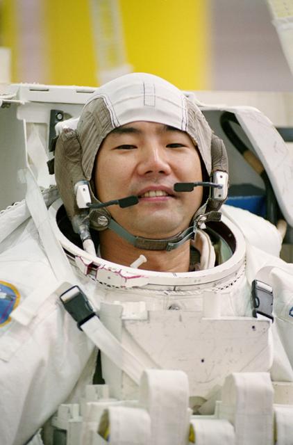 NASA image: STS-114 EVA Training. Sonny Carter Training Facility,NBL with Soichi Noguchi