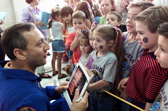 NASA image: STS-109 Crew Return Ceremony at Ellington Field
