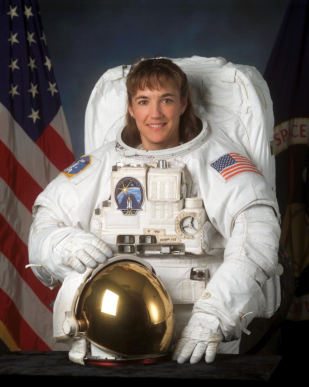 JSC2003-E-30909 (13 March 2003) --- Astronaut Heidemarie M. Stefanyshyn-Piper, mission specialist