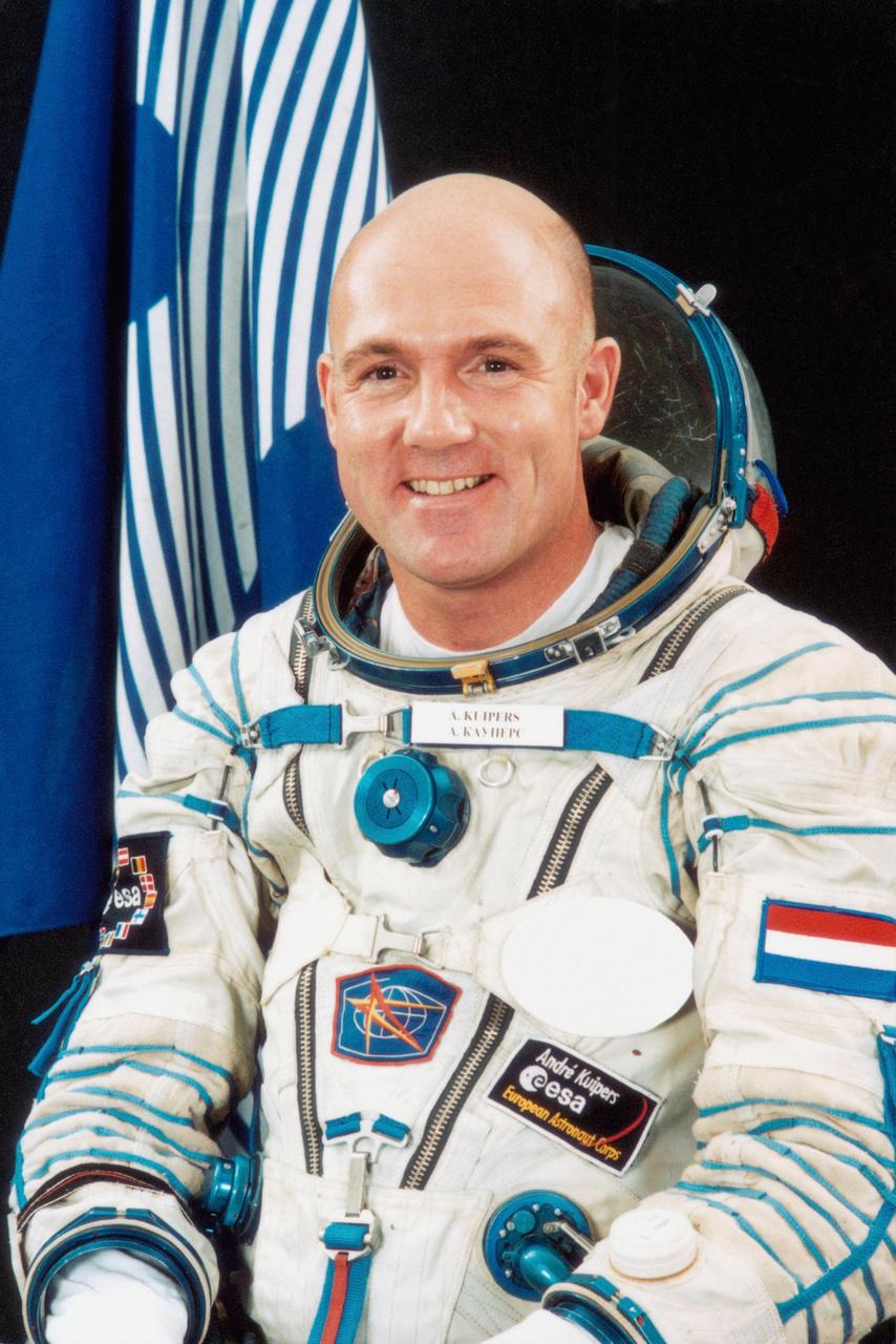 JSC2004-E-04177 (January 2004) --- European Space Agency (ESA) astronaut Andre Kuipers of the Netherlands. Photo credit: ESA/GCTC