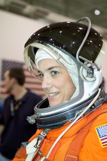 STS-115 Preflight Training, water survival training at the NBL.