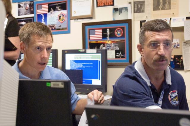 NASA image: STS-115 Vitual Lab Training