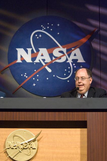NASA image: STS-114 Flight Director Press Conference