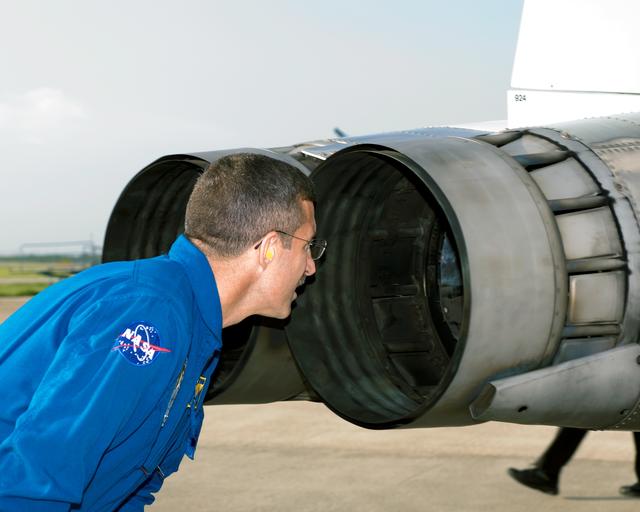 NASA image: STS-115 Crew preparing for T-38 takeoff and preparations