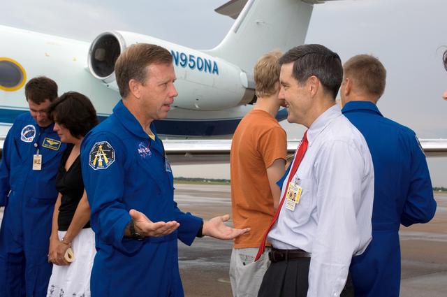 NASA image: STS-121 Crew Return, Ellington