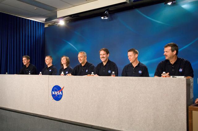 NASA image: STS-125 Hubble Crew Press Conference and Group Photos
