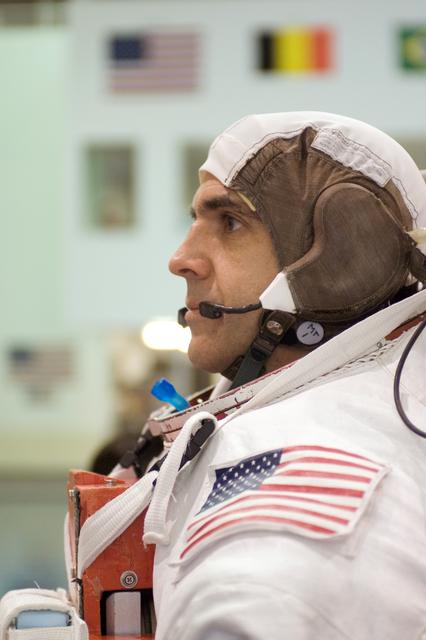 NASA image: STS-118 Preflight Training with Dave Williams and Richard Mastracchio. SCTF, NBL