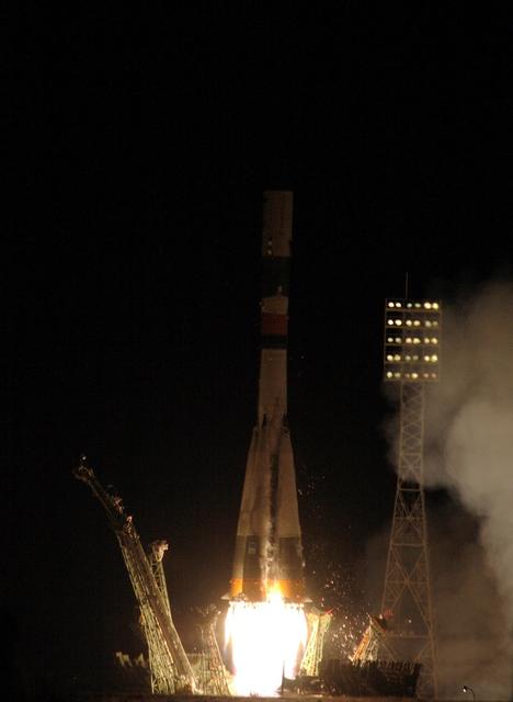 JSC2007-E-41113(2 Aug. 2007) --- The ISS Progress 26 launched Aug. 2 from the Baikonur Cosmodrome in Kazakhstan  on time at 12:33:46 pm (CDT) and 11:33:46 pm, Baikonur time. Ascent was nominal and by the book. Once in orbit, the Progress separated from the third stage of the booster and all appendages and antennas were deployed on time. Photo Credit: NASA/Mark Bowman       