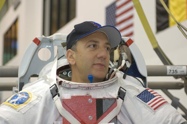 NASA image: STS-125 Crewmembers preparing for NBL dive