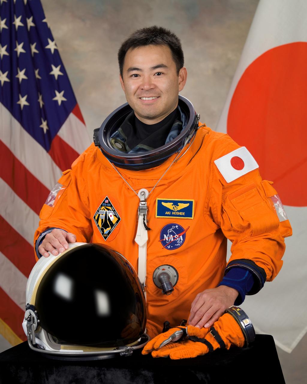 JSC2008-E-001888 (13 Sept. 2007) --- Astronaut Akihiko Hoshide, mission specialist representing the Japan Aerospace Exploration Agency (JAXA)