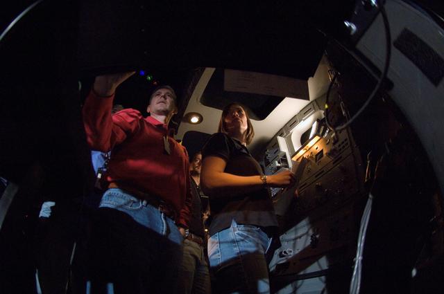 NASA image: STS-125 Crew Training in the Bldg. 16 SES Dome