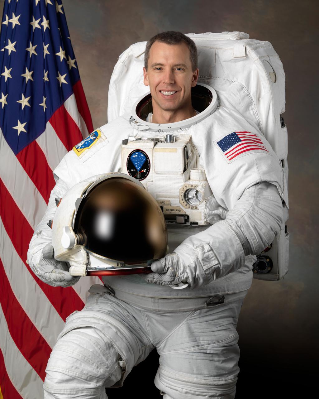 JSC2008-E-010318 (6 Feb. 2008) --- NASA astronaut Andrew J. Feustel, mission specialist. Photo credit: NASA or National Aeronautics and Space Administration