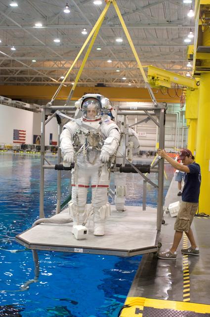 NASA image: STS-126 Preflight Training - Suitup for Dive