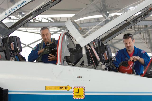 NASA image: STS-125 Crew prepping for T-38 flights