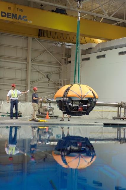 NASA image: Stone Aerospace Testing of an Autonomous Underwater Vehicle