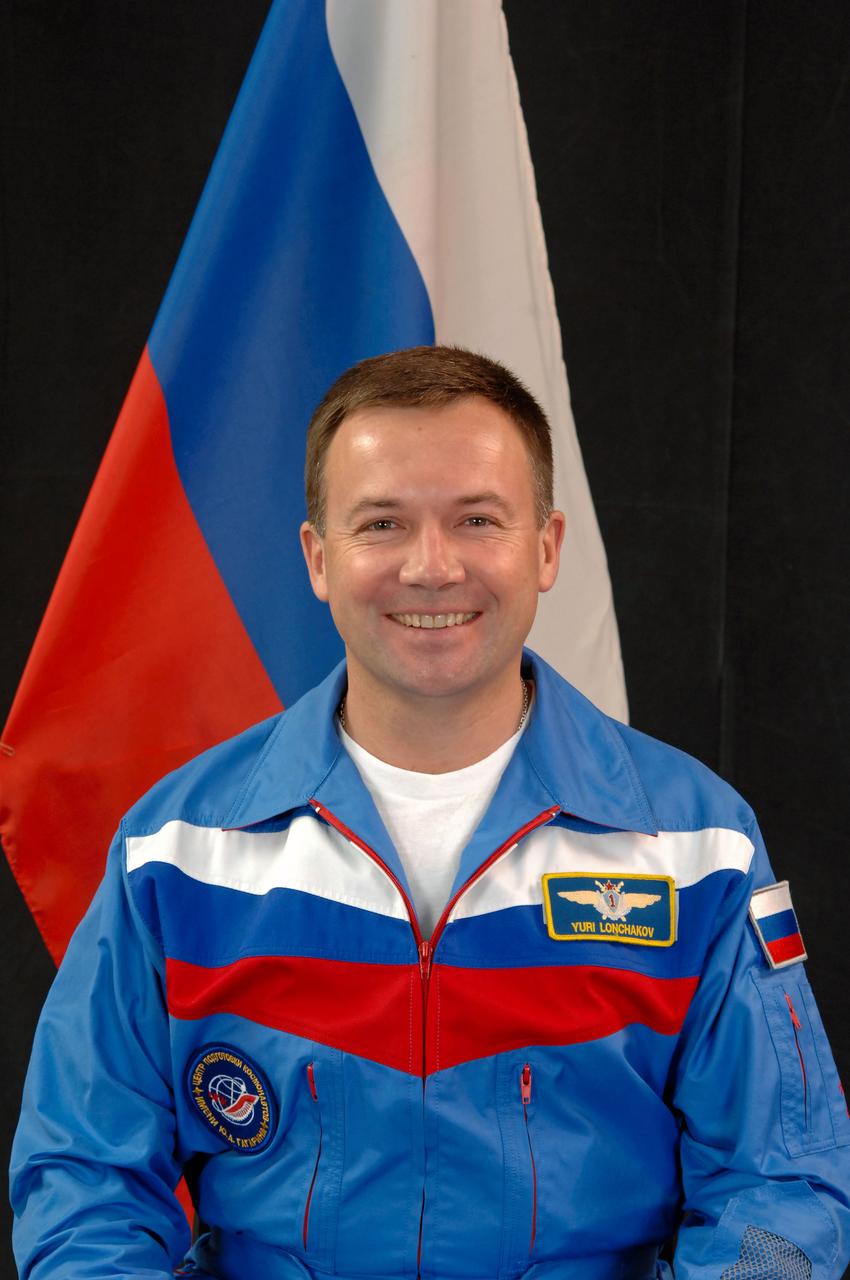 JSC2008-E-117644 (28 Aug. 2008) --- Russian Federal Space Agency cosmonaut Yury Lonchakov, Expedition 18 flight engineer, takes a break from training in Star City, Russia to pose for a portrait. Photo credit: Gagarin Cosmonaut Training Center