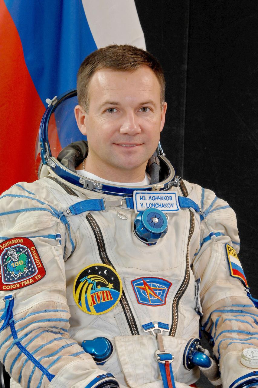 JSC2008-E-117648 (28 Aug. 2008) --- Russian Federal Space Agency cosmonaut Yury Lonchakov, Expedition 18 flight engineer, attired in a Russian Sokol launch and entry suit, takes a break from training in Star City, Russia to pose for a portrait. Photo credit: Gagarin Cosmonaut Training Center