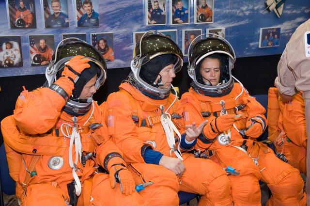 NASA image: Place on IO/STS Missions/STS-127 Preflight.