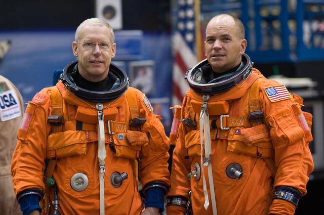 NASA image: STS-128 / Expedition 20 crew during CCT Bailout Training