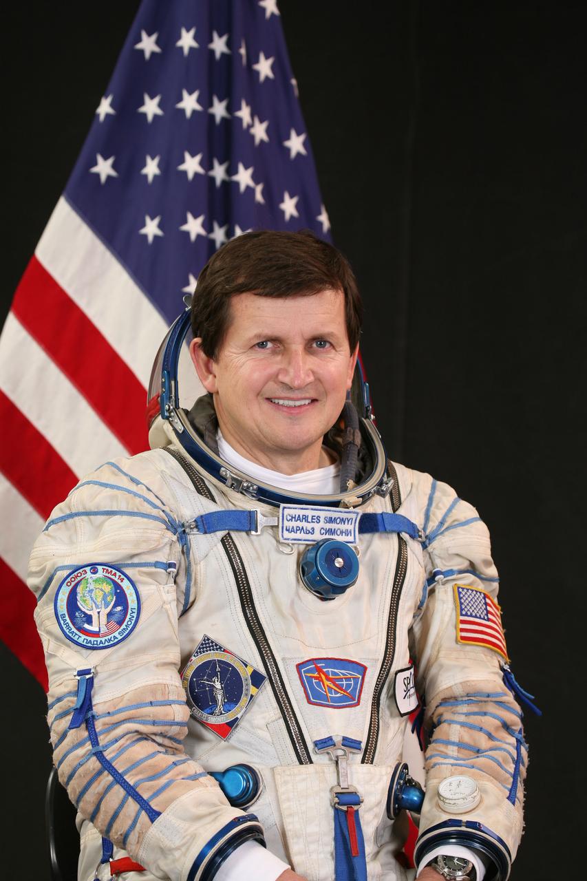 JSC2009-E-049977 (February 2009) --- U.S. spaceflight participant Charles Simonyi, attired in a Russian Sokol launch and entry suit, takes a break from training with the Expedition 19 crew in Star City, Russia to pose for a portrait. Photo credit: Gagarin Cosmonaut Training Center