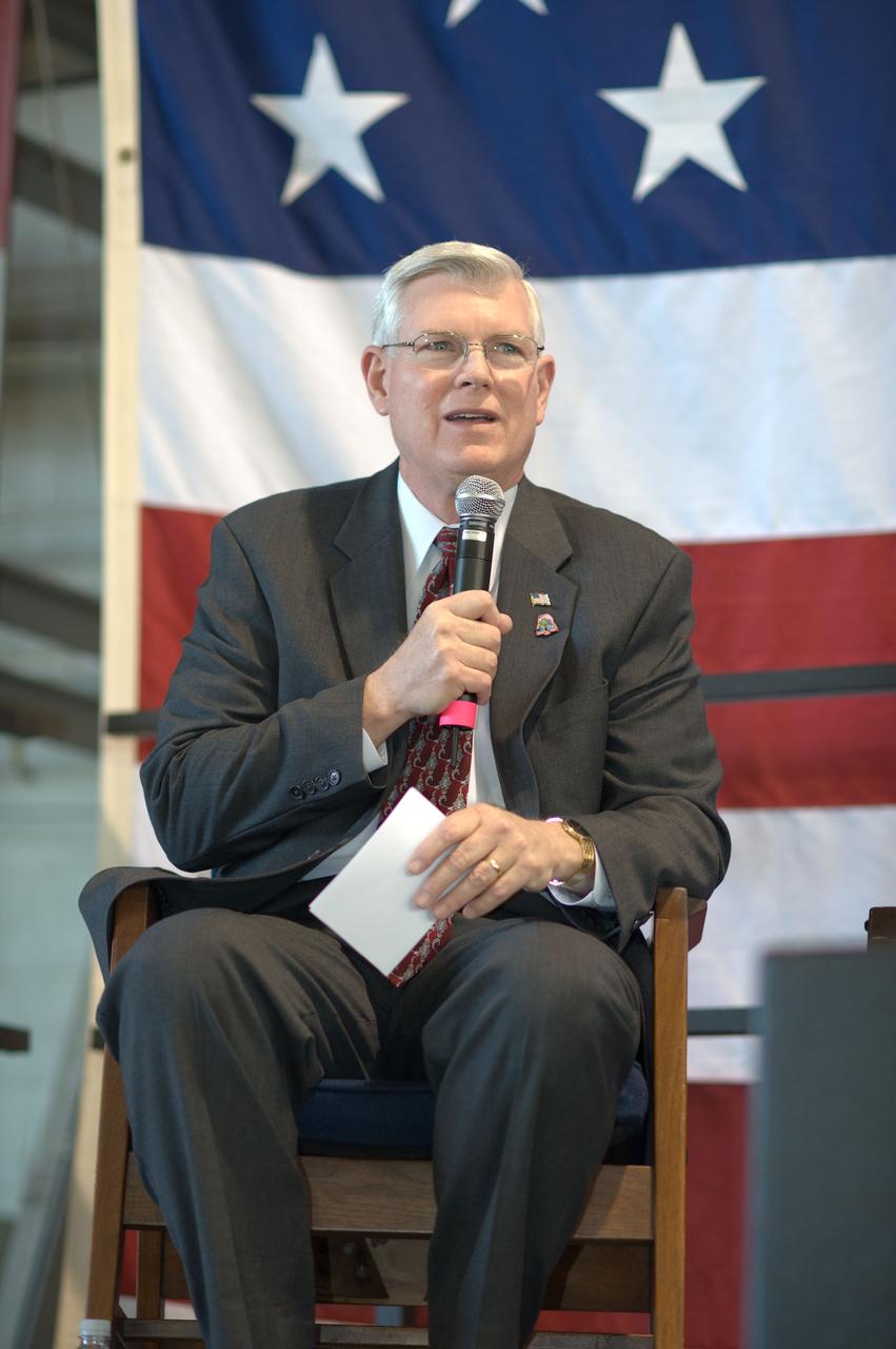STS-119 Crew Return Ceremony to Ellington Field.  Photo Date: March 29, 2009.  Location: Ellington Field - Hangar 990.  Photographer: Robert Markowitz