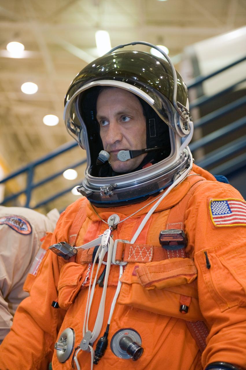 PHOTO DATE:  05-28-09 LOCATION: Bldg 9NW, FFT SUBJECT: Photographic coverage of STS-129 Preflight Training. Suited payload egress training. PHOTOGRAPHER:  James Blair