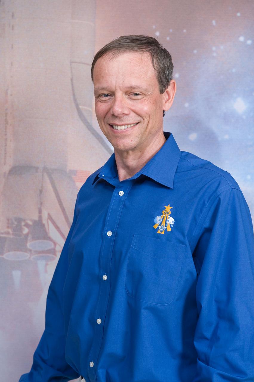 STS-128 Press Conference. Photo Date: August 13, 2009. Location: Bldg. 2 - Rm 122 Press Conference. Photographer: Robert Markowitz.