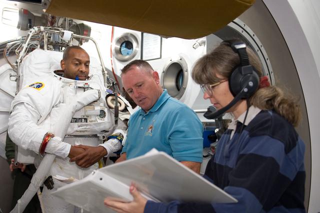 NASA image: SSATA Crew Training and EMU Verification for STS-129 crew member Robert Satcher 