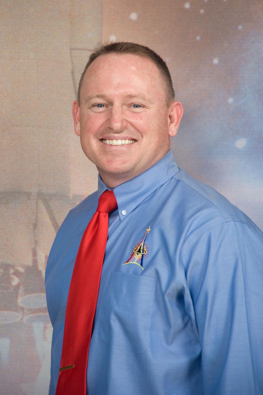 PHOTO DATE: 10-16-09 LOCATION: Bldg. 2S - Rm 122 Press Conference SUBJECT:  STS-129 Press Conference and media photo portraits PHOTOGRAPHER: Lauren Harnett