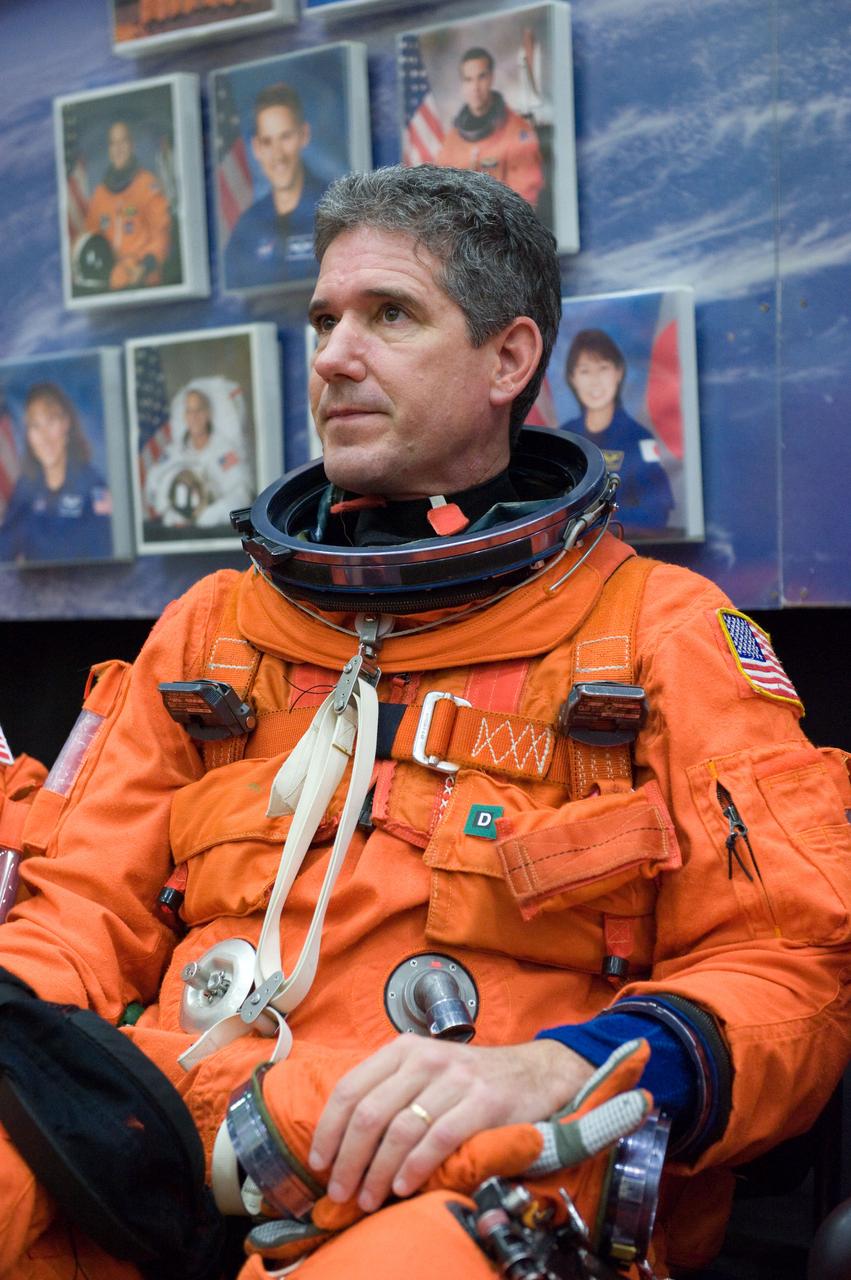 JSC2009-E-258473 (8 Dec. 2009) --- Attired in a training version of his shuttle launch and entry suit, astronaut Mike Good, STS-132 mission specialist, awaits the start of a training session in the Space Vehicle Mock-up Facility at NASA's Johnson Space Center.