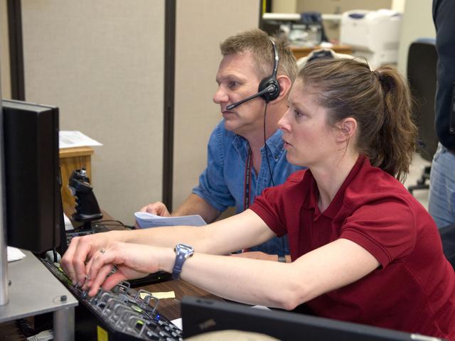 NASA image: STS-132 crew during their MSS/SIMP EVA3 OPS 4 training