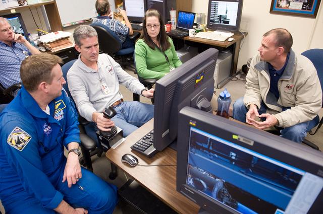 NASA image: STS-132 crew during their MSS/SIMP EVA3 OPS 4 training