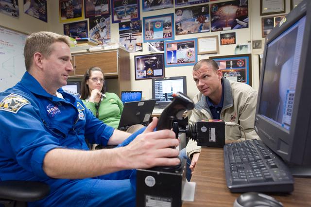 NASA image: STS-132 crew during their MSS/SIMP EVA3 OPS 4 training