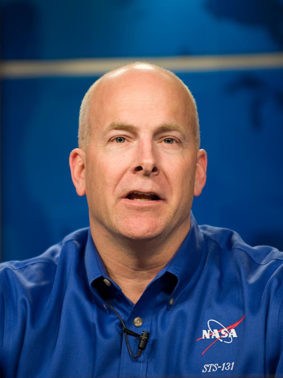 JSC2010-E-038794 (9 March 2010) --- NASA astronaut Alan Poindexter, STS-131 commander, responds to a question from a reporter during an STS-131 preflight press conference at NASA's Johnson Space Center.