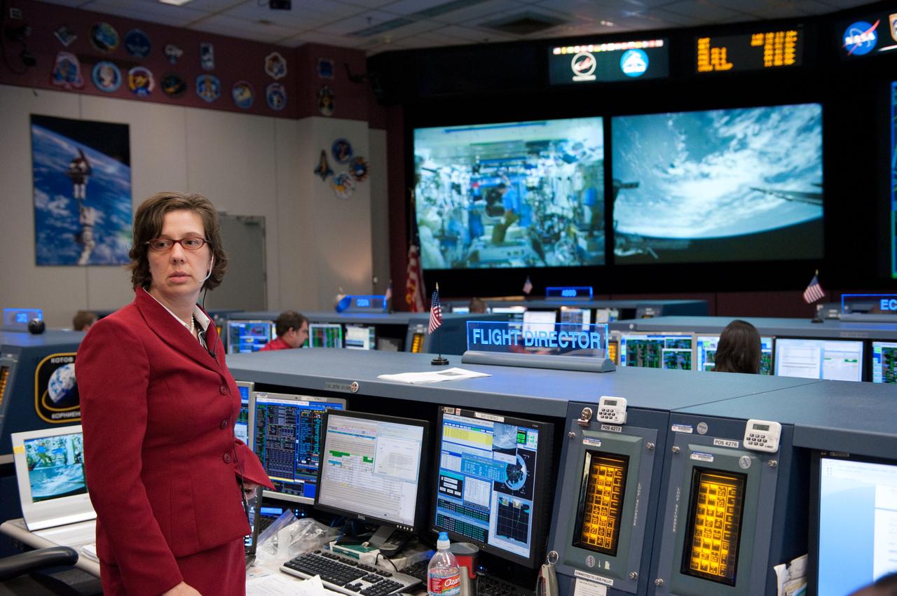 JSC2010-E-086445 (20 May 2010) --- ISS flight director Holly Ridings is pictured at her console in the space station flight control room in the Mission Control Center at NASA's Johnson Space Center during STS-132/ULF-4 mission flight day seven activities.