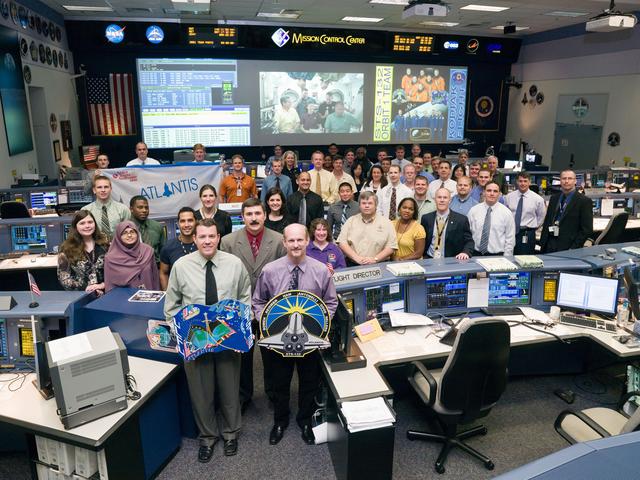 NASA image: STS-132 Flight Control Team in WFCR - Orbit 1