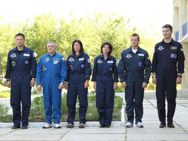 NASA image: Expedition 24 preflight